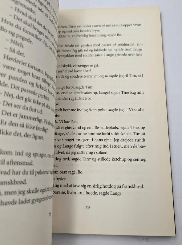 Danish edition of Rødby-Puttgarden - Pearl Press photograph 6