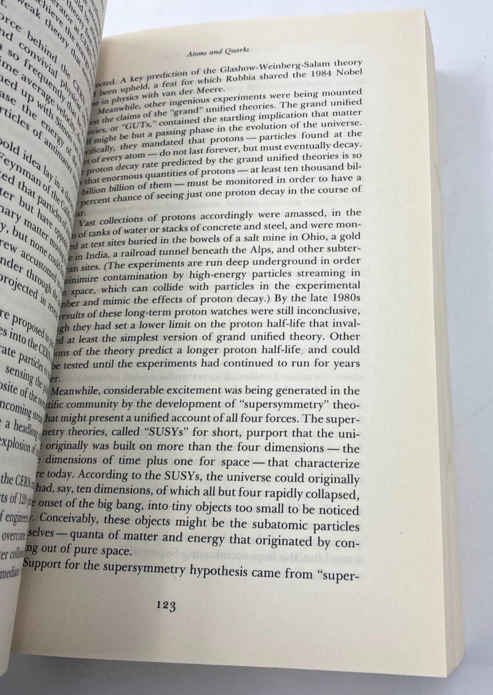 The World Treasury of Physics, Astronomy and Mathematics - Pearl Press photograph 6